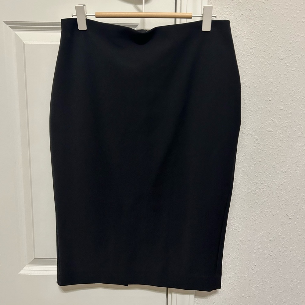 Express Pencil Skirt - Size 6
